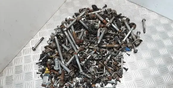 Jaguar XE Nuts/bolts 