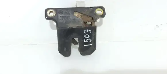 Audi A4 S4 B5 8D Tailgate/trunk/boot lock/catch/latch 8D5959489