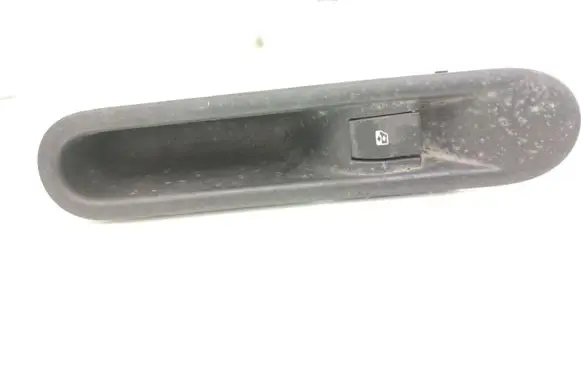 Renault Espace - Grand espace IV Electric window control switch 8200012263