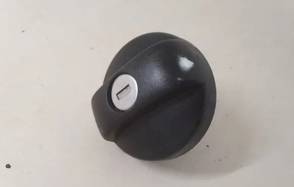 Peugeot Expert Fuel tank filler cap 9646826877