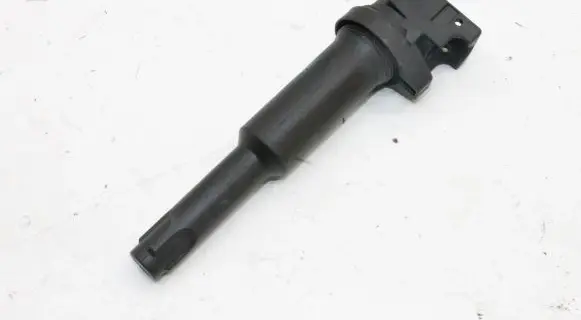 BMW Z4 E85 E86 High voltage ignition coil 7548553