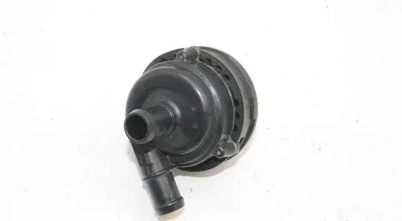 Jaguar I-Pace Electric auxiliary coolant/water pump J9D318D475AA