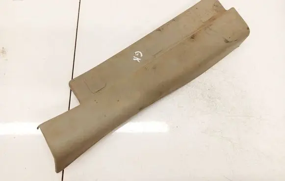 Nissan X-Trail T30 Rear sill trim cover 769548H300