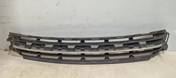 Ford Mondeo Mk III Front bumper lower grill 3s7117b968da