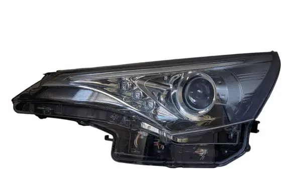Toyota Avensis T270 Headlight/headlamp 8117005400
