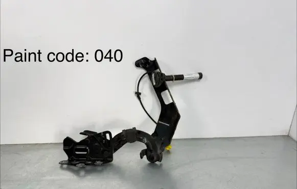 Mercedes-Benz C W205 Engine bonnet/hood hinges A2059060002