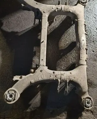 BMW 7 F01 F02 F03 F04 Rear subframe 677588703 6775887 677588304