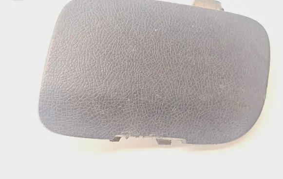 Volvo XC70 Front tow hook cap/cover 9190895 9484553 2419