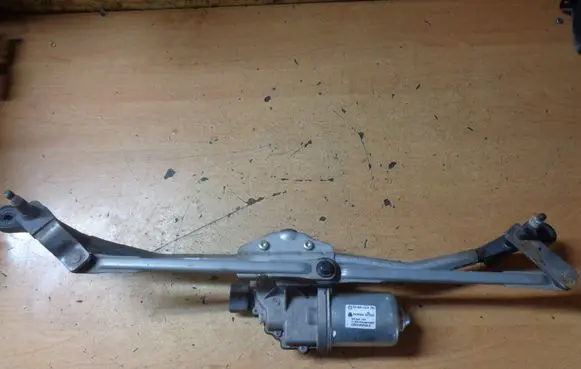 Skoda Fabia Mk2 (5J) Windshield/front glass wiper blade 5J1955113B