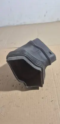 Audi A6 S6 C6 4F Air intake duct part 4F0129739B
