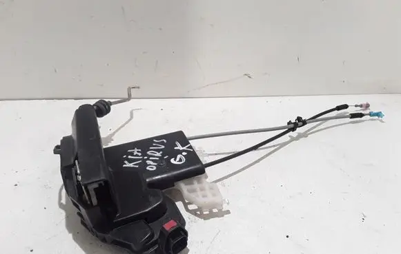 KIA Opirus Rear door lock