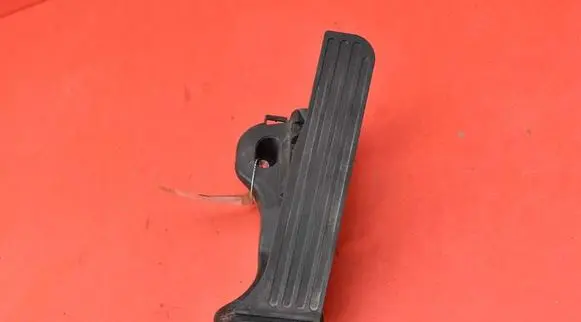 Skoda Superb B6 (3T) Accelerator throttle pedal 1K1721503AT