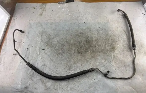 Hyundai Santa Fe Power steering hose/pipe/line