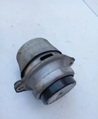 Porsche Cayenne (92A) Engine mount bracket 94837505003 250620101235