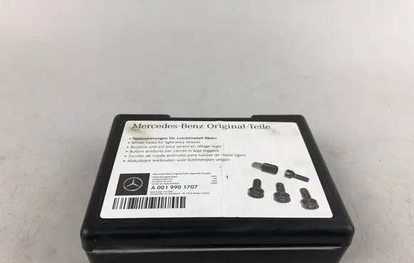 Mercedes-Benz EQA Nuts/bolts A0019901707