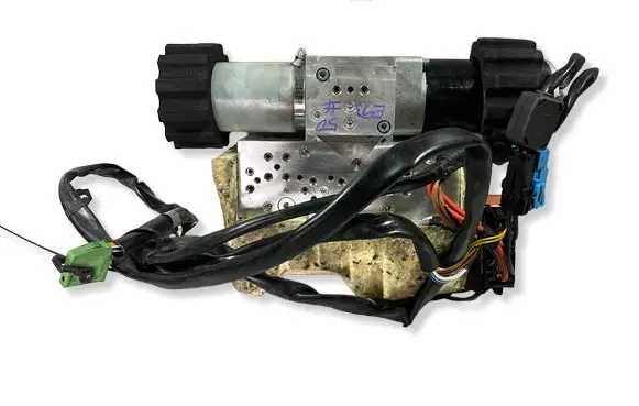 BMW 3 E92 E93 Convertible roof main ram cylinder 7128780 023053 HB71050002