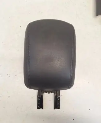Volvo V50 Center console 33374M