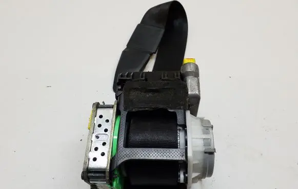 Audi A6 S6 C7 4G Front seatbelt 4G8857705B