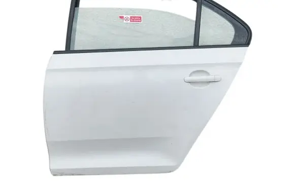 Seat Toledo IV (NH) Rear door 5JA833311