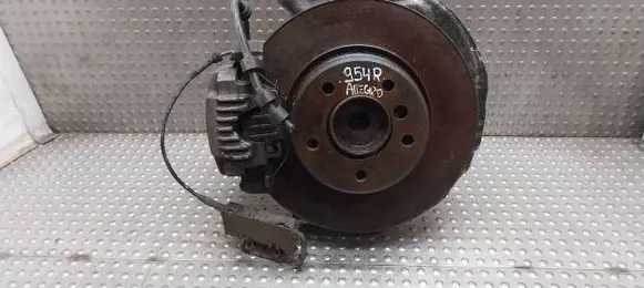 BMW 5 E60 E61 Front wheel hub 6760954
