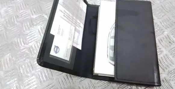 Volvo V70 Owners service history hand book 