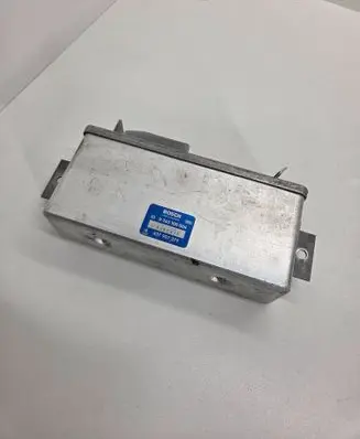 Audi 100 200 5000 C3 ABS control unit/module 0265100004 437907379 3500417