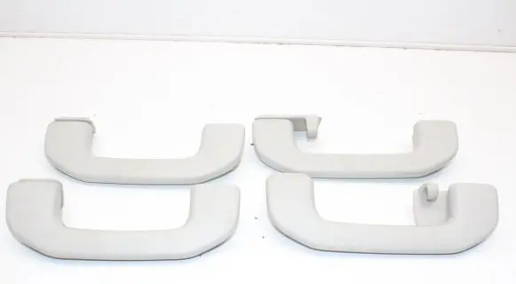 Infiniti Q30 A set of handles for the ceiling 