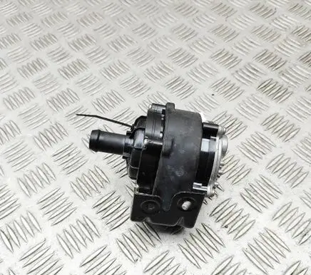 Fisker Ocean Electric auxiliary coolant/water pump FM2930200026A