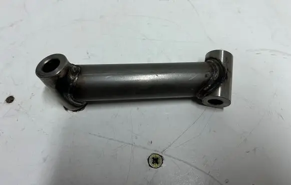 Volkswagen Transporter - Caravelle T5 Muffler mount bracket/holder 7E0253027
