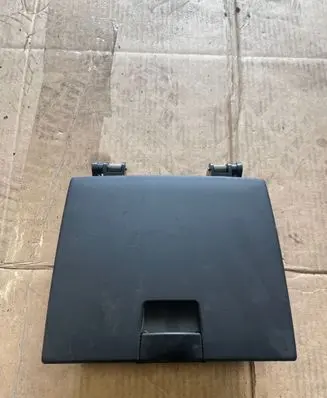 Hyundai Santa Fe Front trunk storage compartment 847452B000