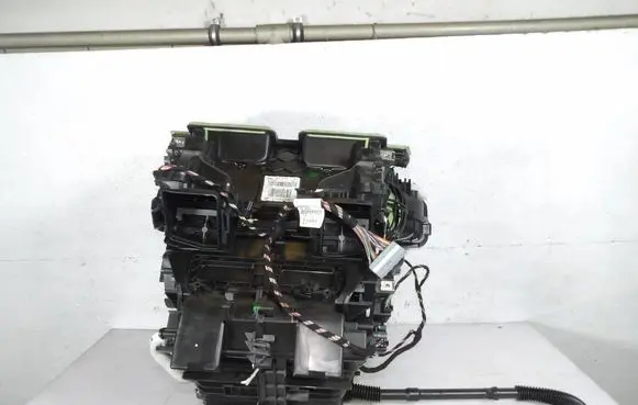 Renault Scenic III - Grand scenic III Interior heater climate box assembly 271102268R