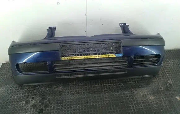 Volkswagen Golf IV Front bumper LB5N