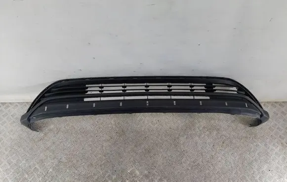 Toyota Highlander XU70 Front bumper lower grill 521290E071 521290F101