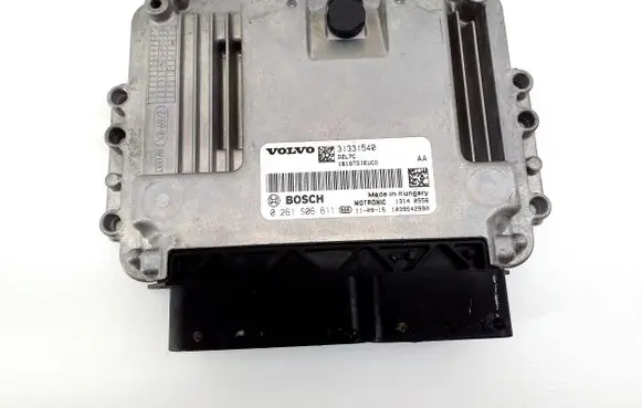 Volvo S60 Engine control unit/module 31331540 DZL7C