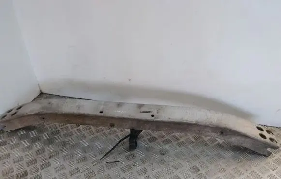 Toyota Corolla Verso E121 Front bumper cross member