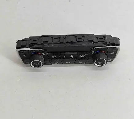 BMW 2 F45 Interior fan control switch 9461405