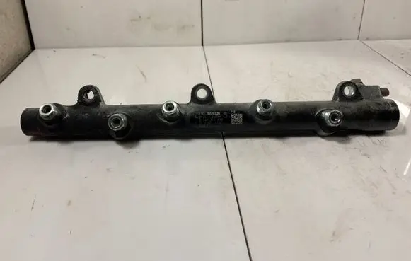 Fuel main line pipe