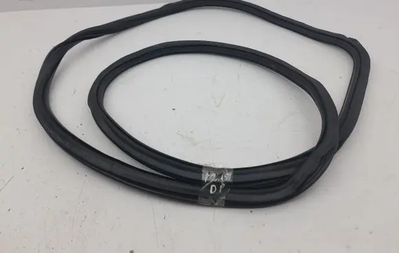 Audi A4 S4 B9 Front door rubber seal 