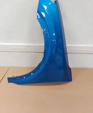 Audi Q2 - Fender 