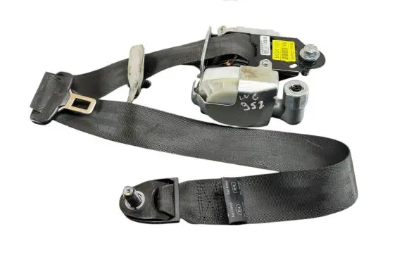 Hyundai i40 Front seatbelt 888203Z000TX 888103Z000 3533
