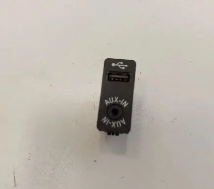 Mini One - Cooper R57 AUX in-socket connector 9229246