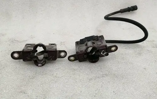 Mercedes-Benz SL R129 Switch for retractable tow bar A1298211351