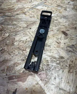 Audi Q8 Seat belt height adjuster 4M0857819A