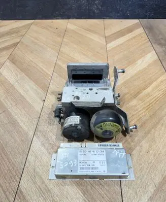Mercedes-Benz E W211 ABS Pump A0094312612 0265234002