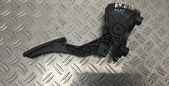 Hyundai i30 Accelerator throttle pedal 327002R320