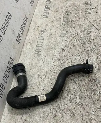 BMW 4 F36 Gran coupe Engine coolant pipe/hose 9364537