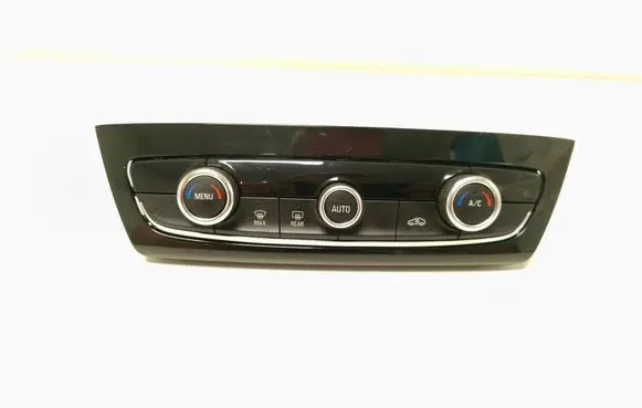 Opel Corsa F Air conditioner control unit module 39181224