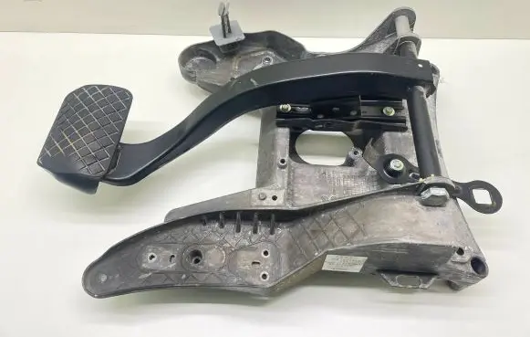 Audi Q7 4L Brake pedal 7L8723031B 0114971