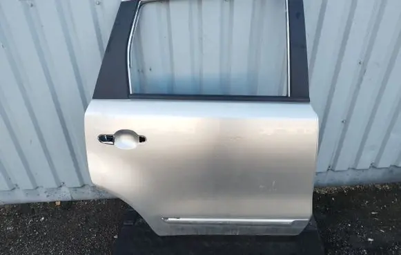 Nissan Note (E11) Rear door