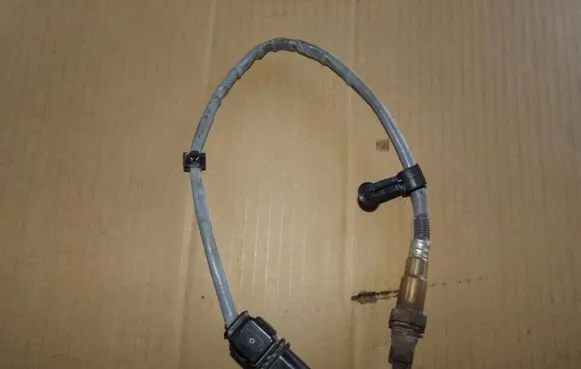 Volkswagen Jetta VI Lambda probe sensor 06G906262F